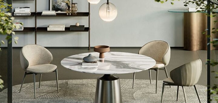 tavolo rotondo in marmo in una sala elegante